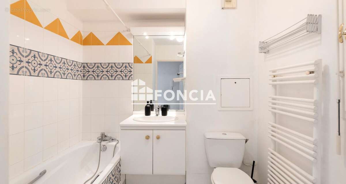 Appartement à PARIS-10E