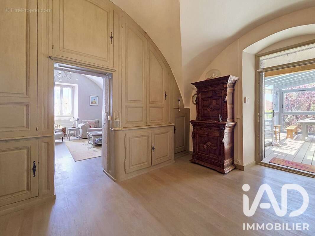 Maison 168 m² à Byans-Sur-Doubs  - photo 7