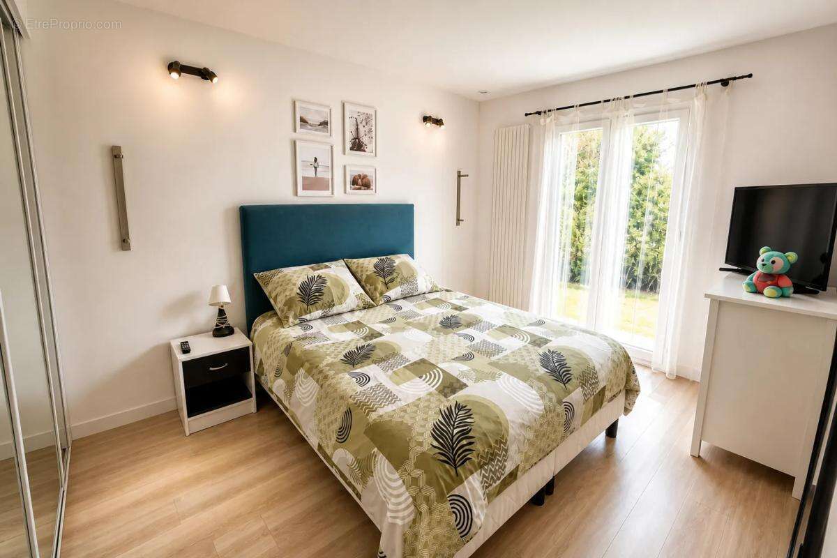 Maison de 5 pièces de 103 m² à La Chapelle-en-Serval - photo 8