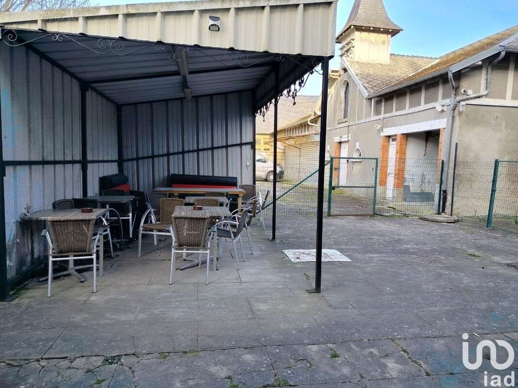Photo 6 - Commerce à CHAUNY