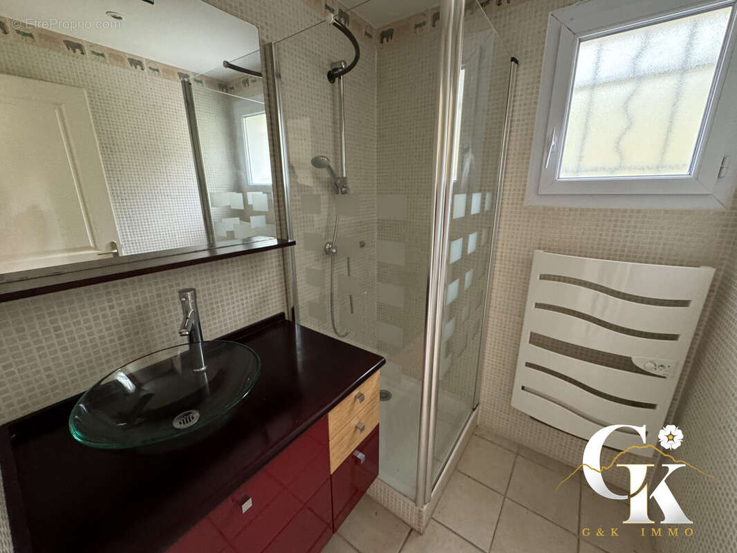 Maison à SAINT-PAUL-DE-VARCES