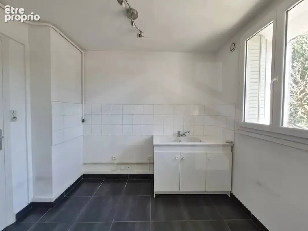 Appartement 2P+C - 37m2 - photo 2