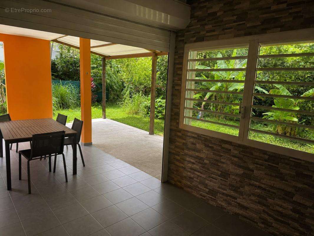 Bel appartement t3 et son jardin privatif de 166m2 - photo 2