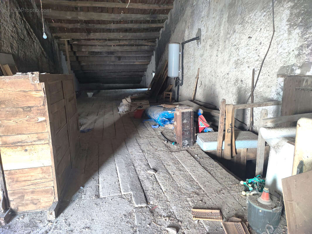 Maison à PEYRIAC-MINERVOIS