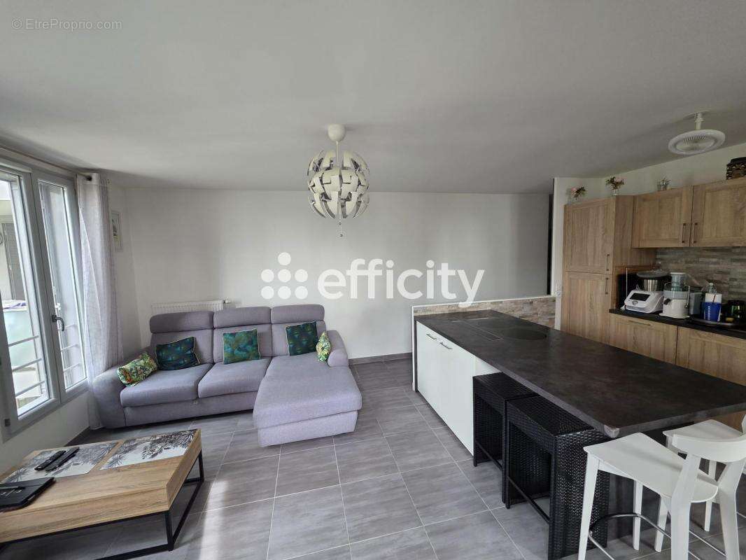 Appartement à LYON-9E