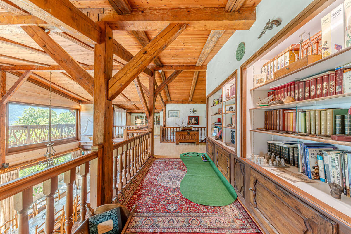 Chalet d’exception 8 pieces   350 m2 sur terrain  5000 m2  chatillon-sur-cluses - photo 19