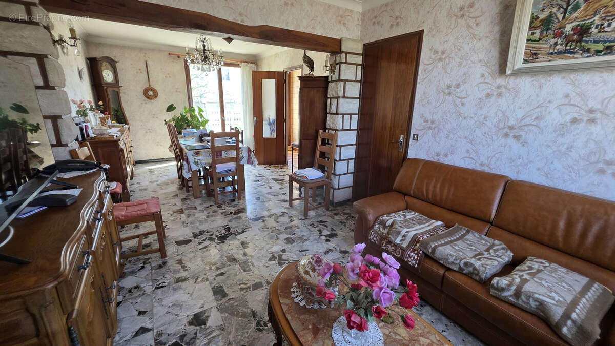 Maison à TREMBLAY-EN-FRANCE