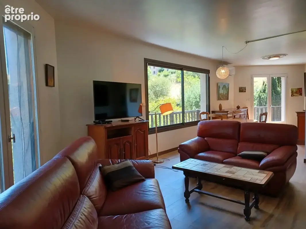 Maison 5 pièces 152 m² à vendre à Marcillac-Vallon (12330) - photo 7