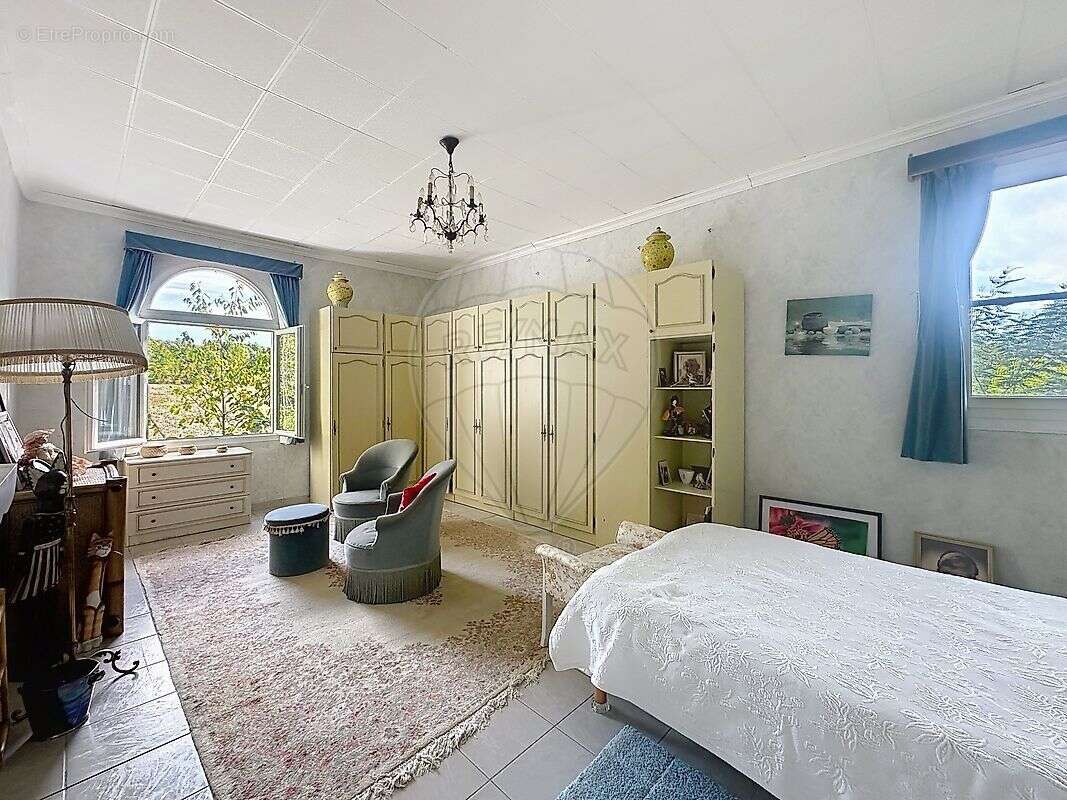 Maison à SAINT-FELIX-DE-PALLIERES