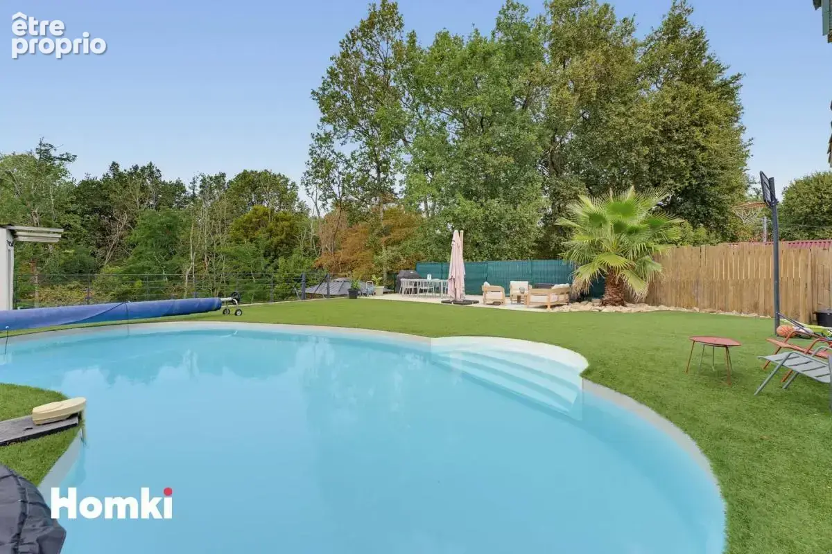 Maison rénovée – 155 m² – 4 chambres – piscine – terrain 1 200 m² - photo 11