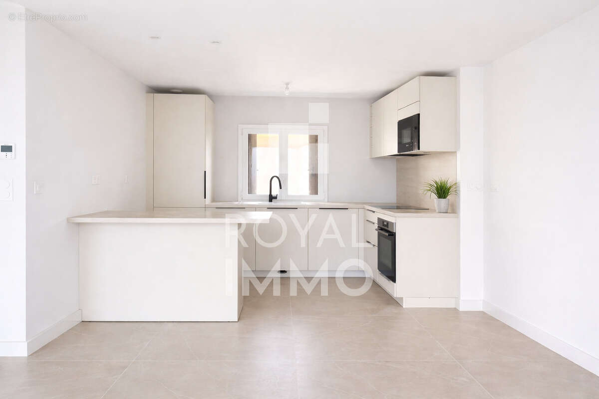 Appartement à SANARY-SUR-MER
