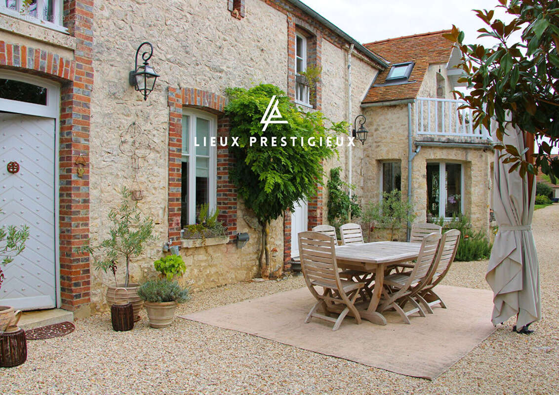 Maison à FONTAINEBLEAU