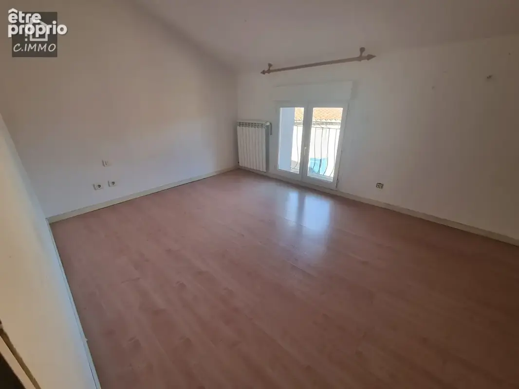 Maison de village avec garage et local indépendant - photo 10