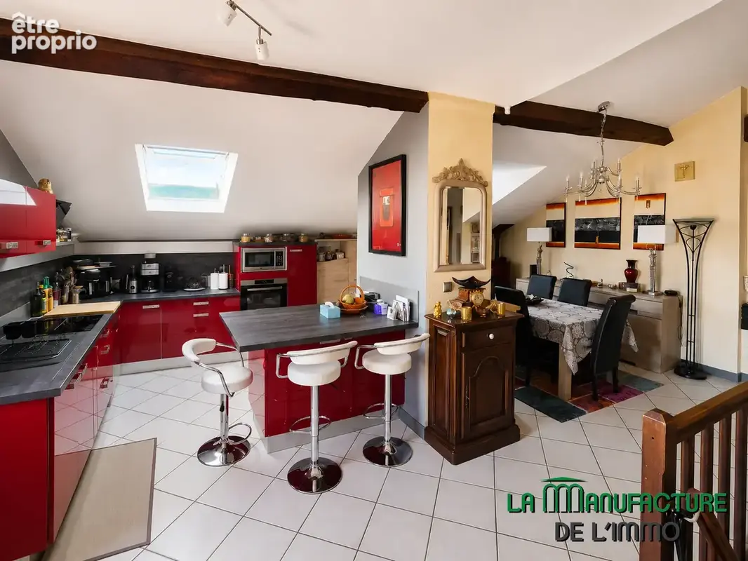 Appartement type f4 bis   67,33 m2 carrez (104,48 m2 au sol)   terrasse tropezienne   garage   stationnement - photo 4