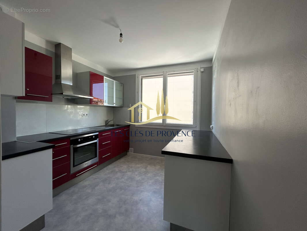 Appartement à ROGNAC