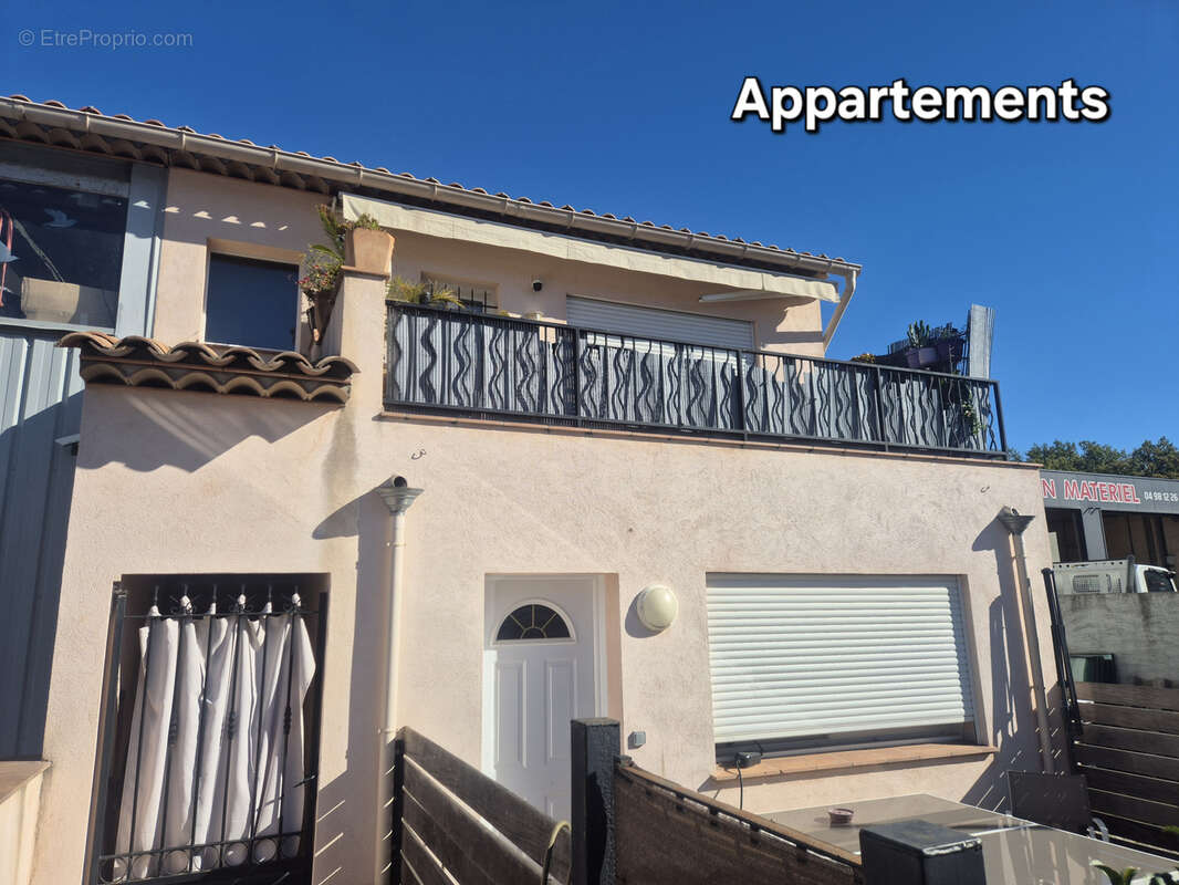 Appartement à LA CROIX-VALMER