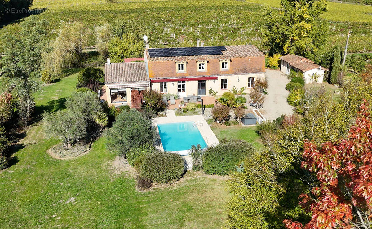 Maison à FOUGUEYROLLES