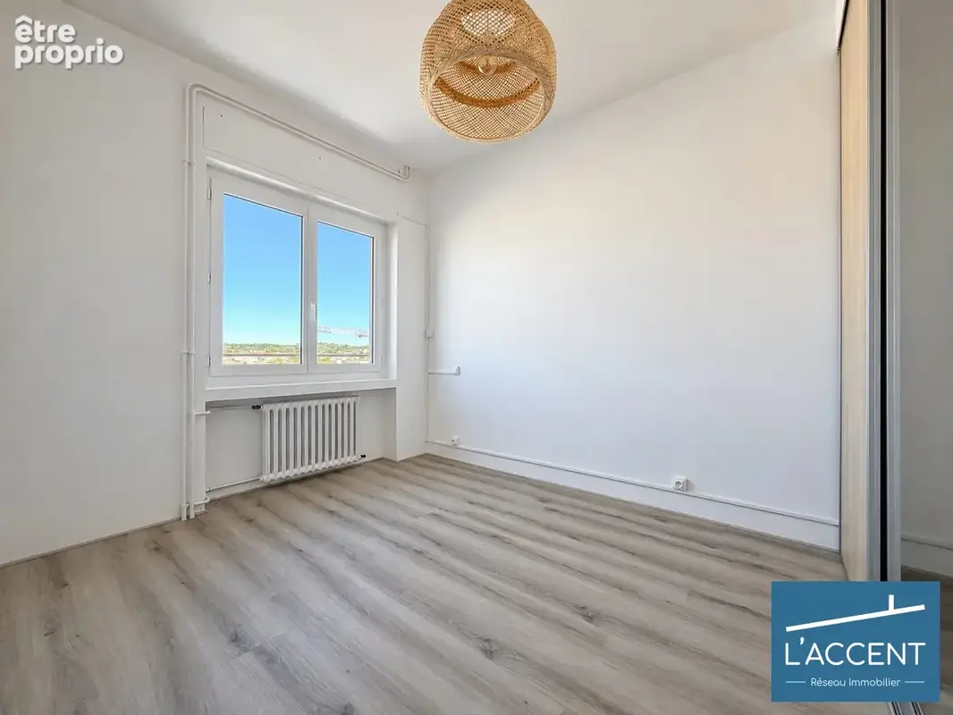 Appartement 3 pièces 70 m² à vendre à Nimes (30000) - photo 9