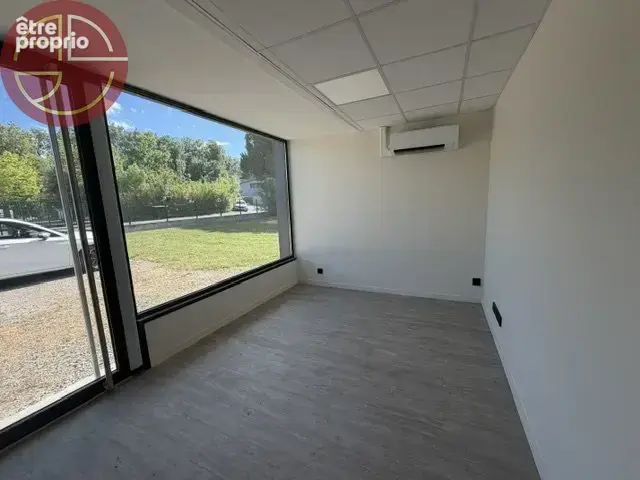 Commerce 332 m² à vendre à Montrabe (31850) - photo 3