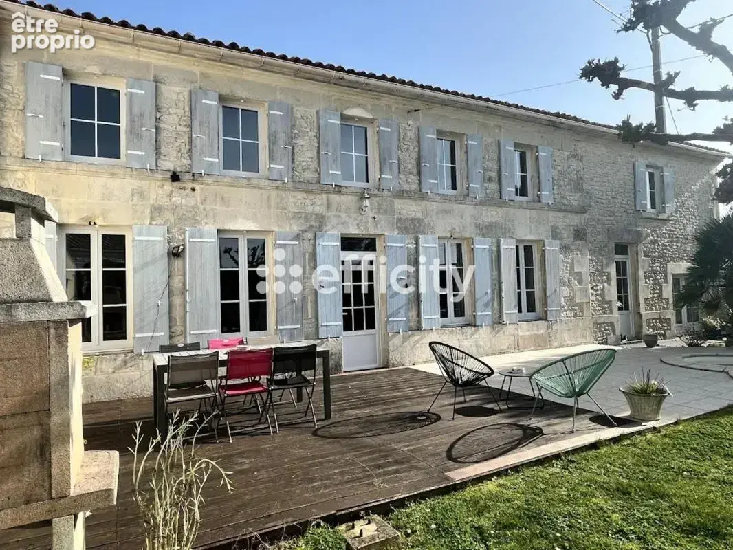 Maison 5 pièces 240 m² à vendre à Le Chay (17600) - photo 6