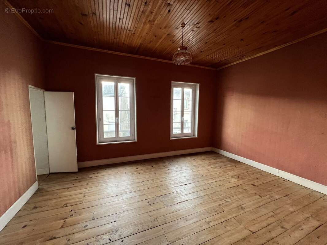 Maison à MALAUSE