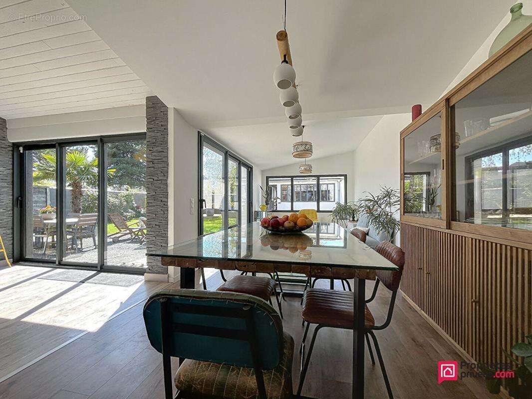 Maison à SAINT-XANDRE