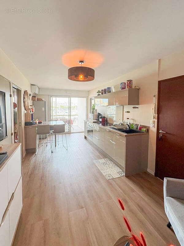 Appartement à MAUGUIO