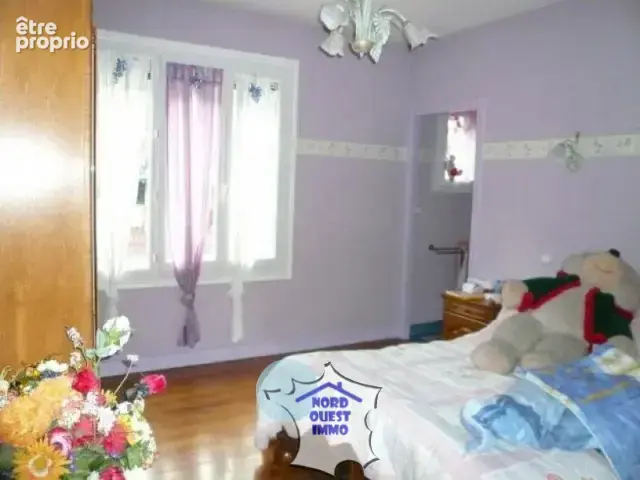 MAISON DE VILLE construite en pierres et recouverte ... - photo 3