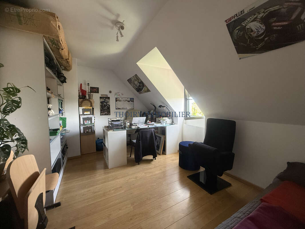 Maison à THOIRY
