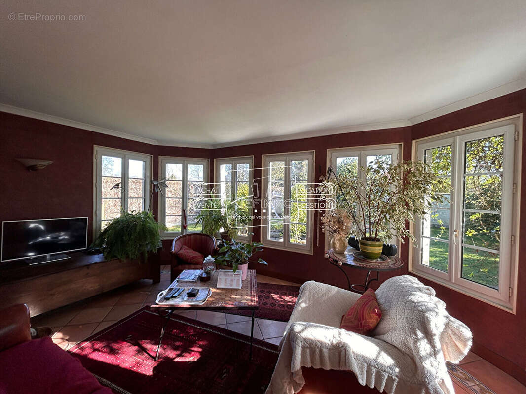 Maison à SAINT-JULIEN-DE-CONCELLES