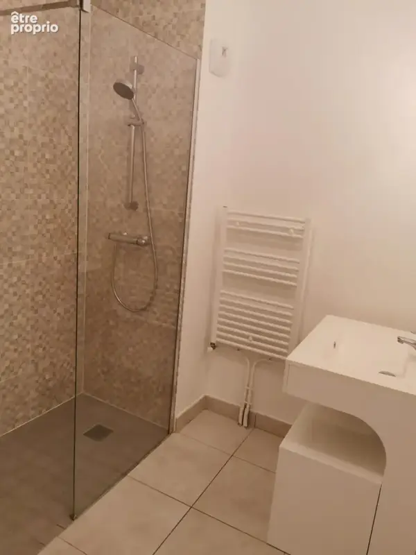Maison à vendre 3 pièces rue victor hugo AVEC PARKING EN SOUS-SOL  TOURS (37)porte ouverte samedi et dimanche  a 10 minutes  de  - photo 9