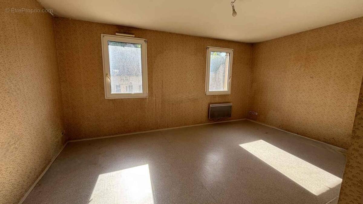 Appartement à VITTEAUX