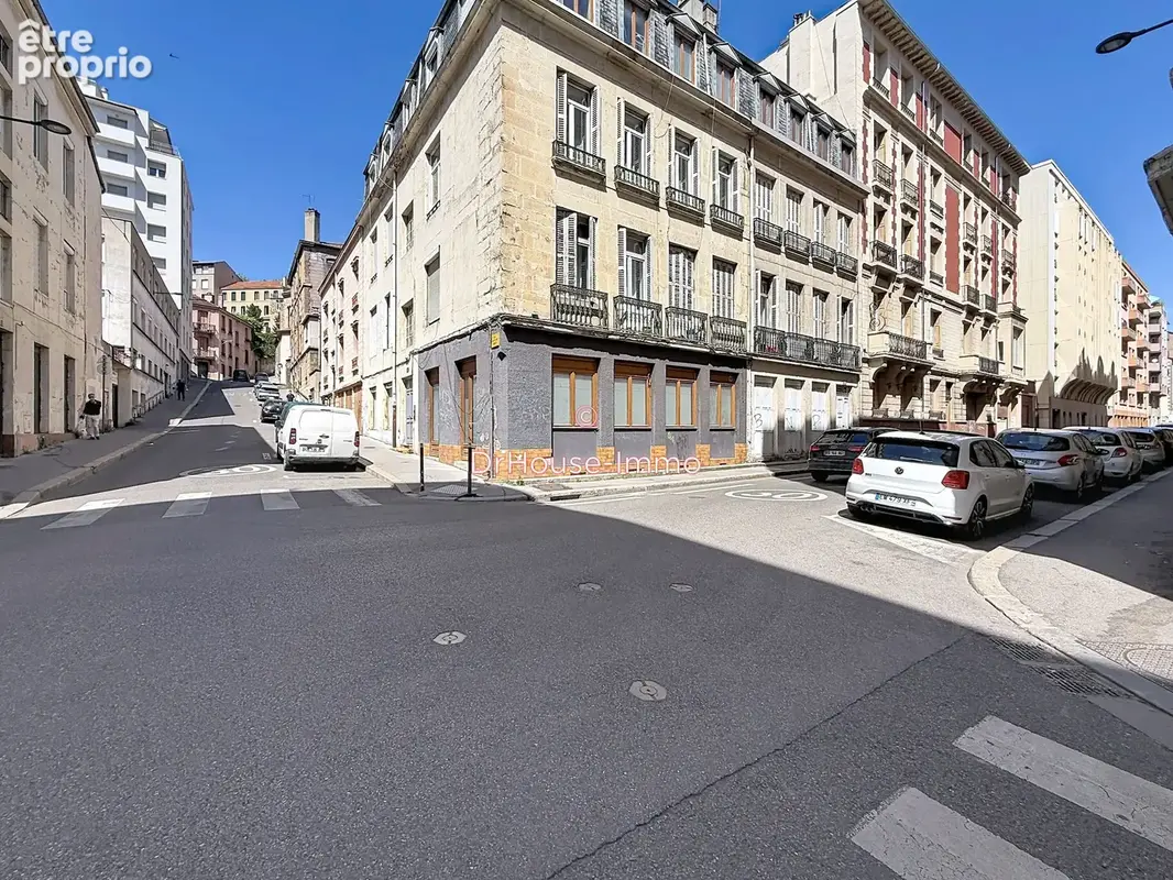 Commerce à SAINT-ETIENNE