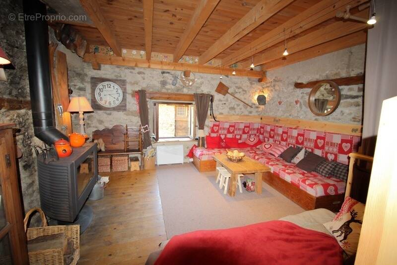 Maison à SAINT-PIERRE-DELS-FORCATS