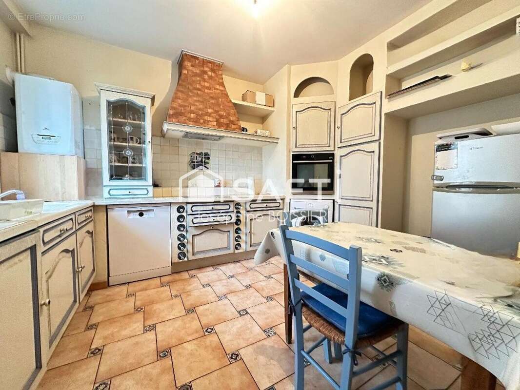 Photo 8 - Maison à LE PONTET