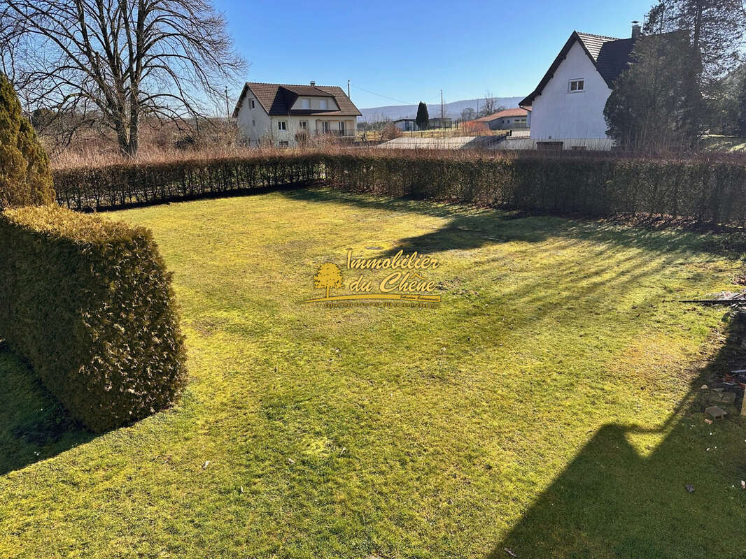 Maison 250 m² à Fontaine-Les-Luxeuil  - photo 4