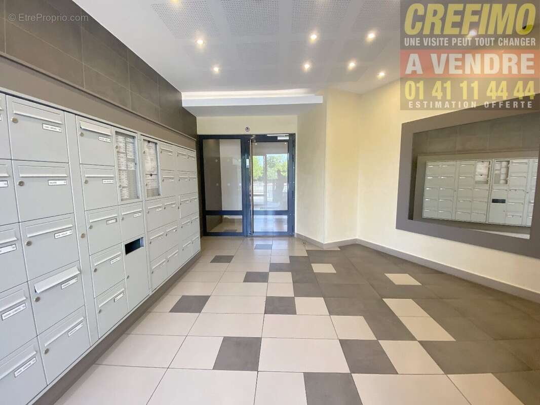 Appartement à COLOMBES