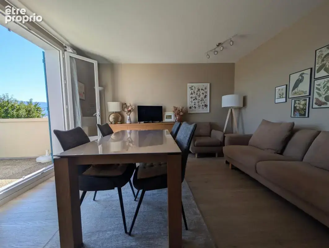 Appartement À Vendre - photo 3