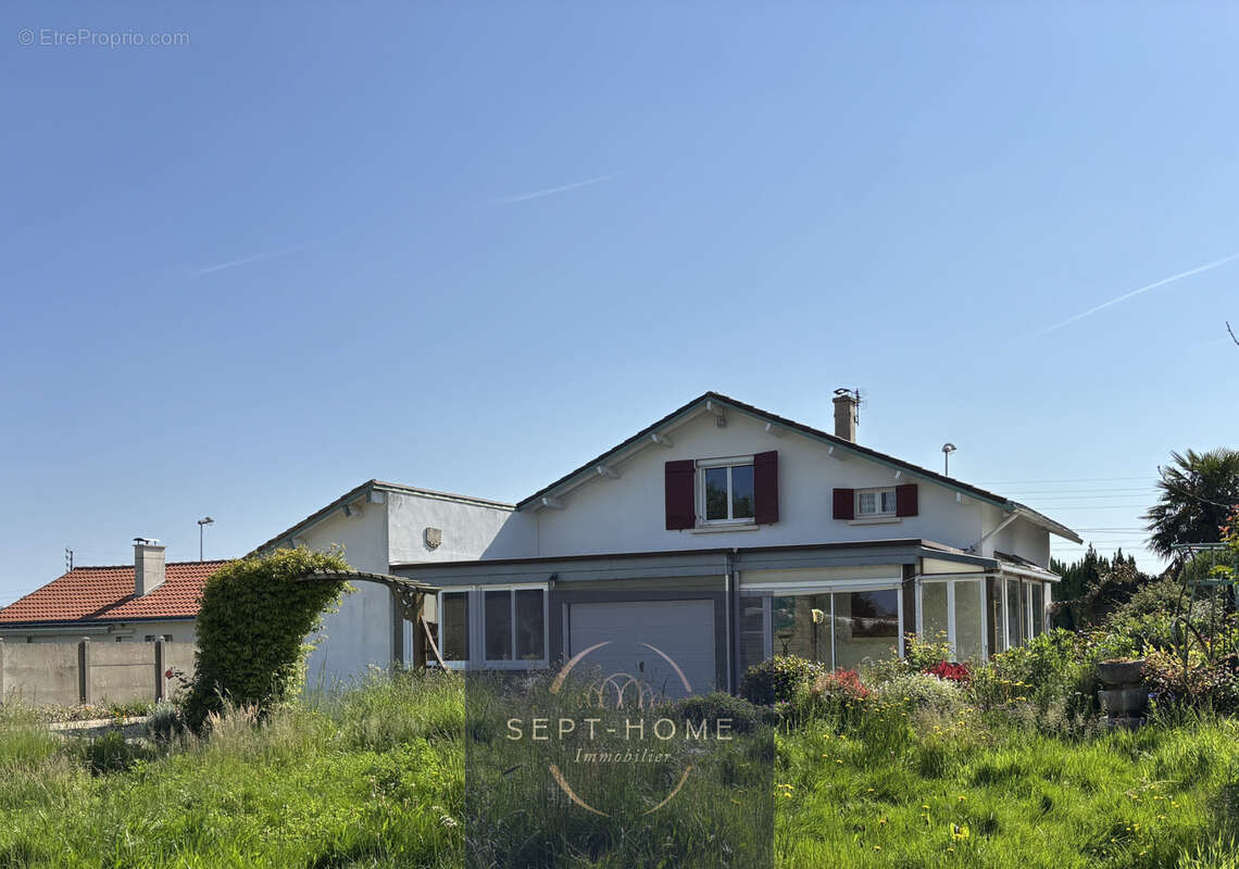 Maison à SAINTE-PAZANNE