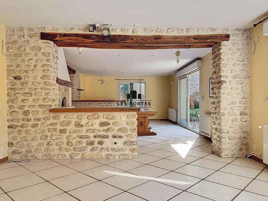 Maison à MALESHERBES