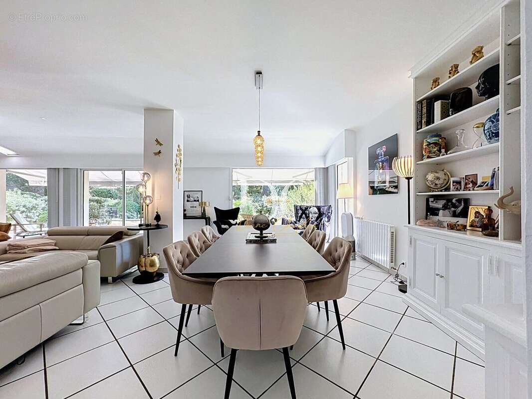 Maison 351 m² à Cavaillon  - photo 8