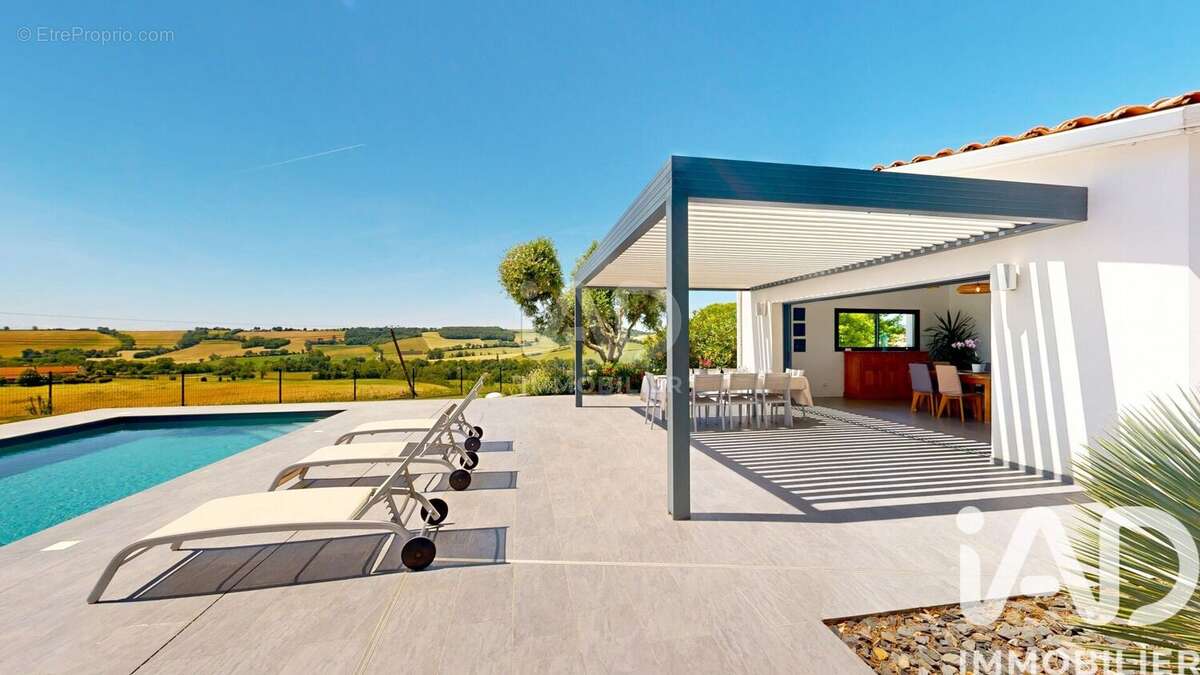 Maison 262 m² à Saint-Leon  - photo 3