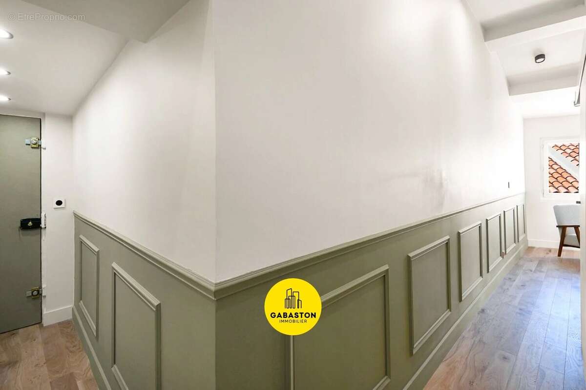Appartement à MARSEILLE-2E