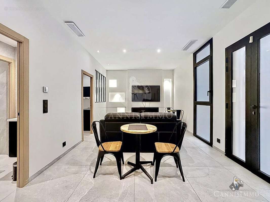 Appartement à CANNES