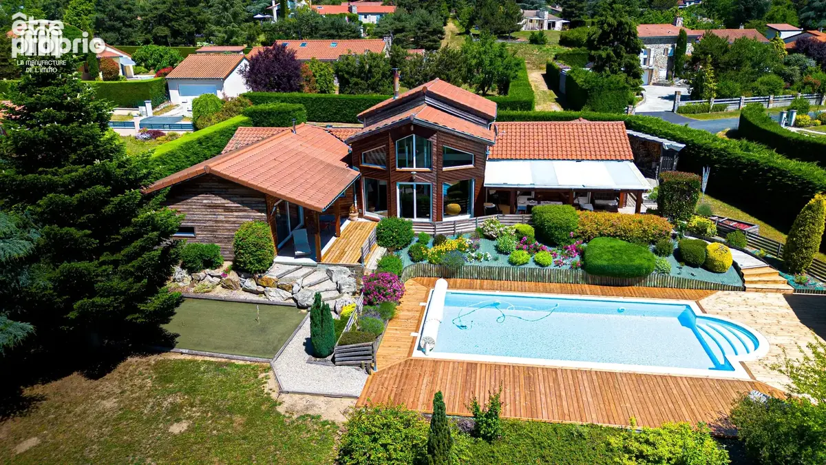 Maison de 199.12 m² - 4 ch - piscine - 2 garages - terrain 1513 m²/ Monistrol-sur-Loire - La Rivoire Basse - photo 4