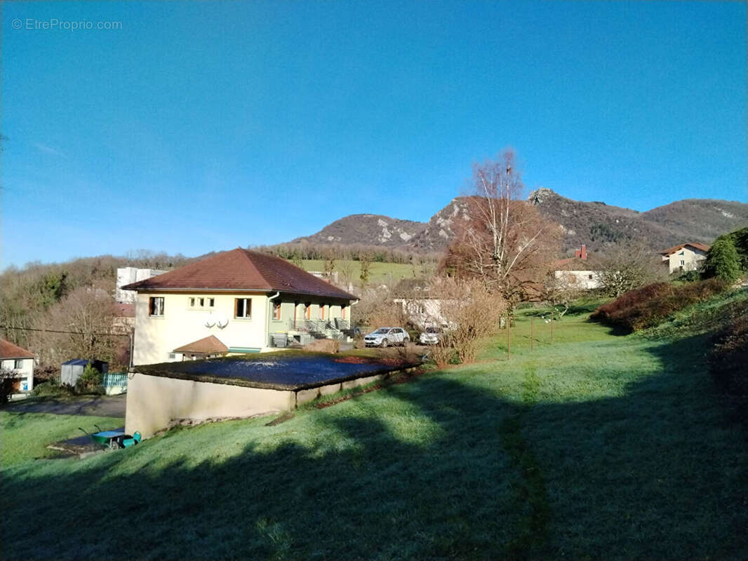 Appartement à SALINS-LES-BAINS