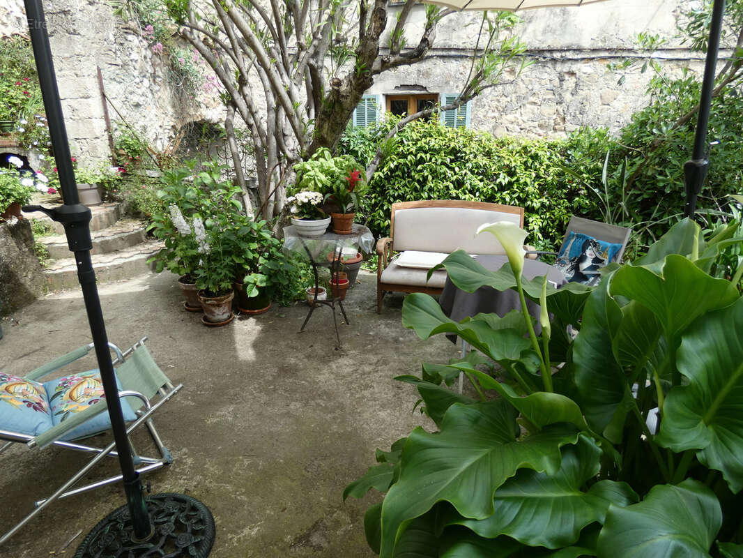Maison à CONTES
