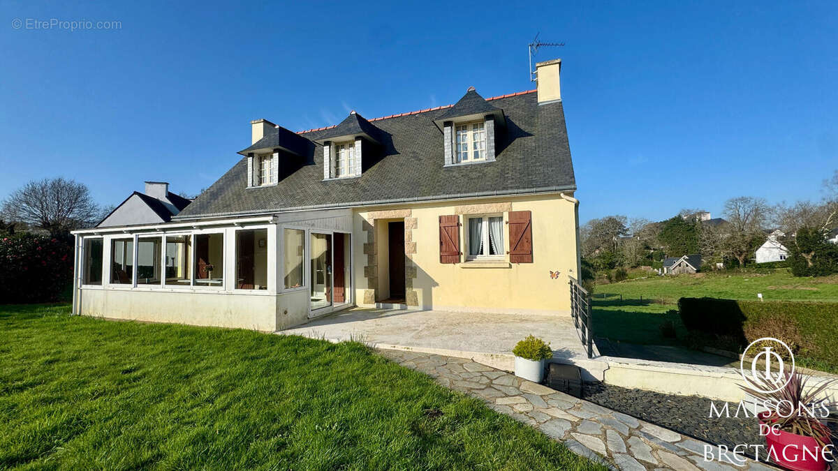 Maison à PONT-AVEN