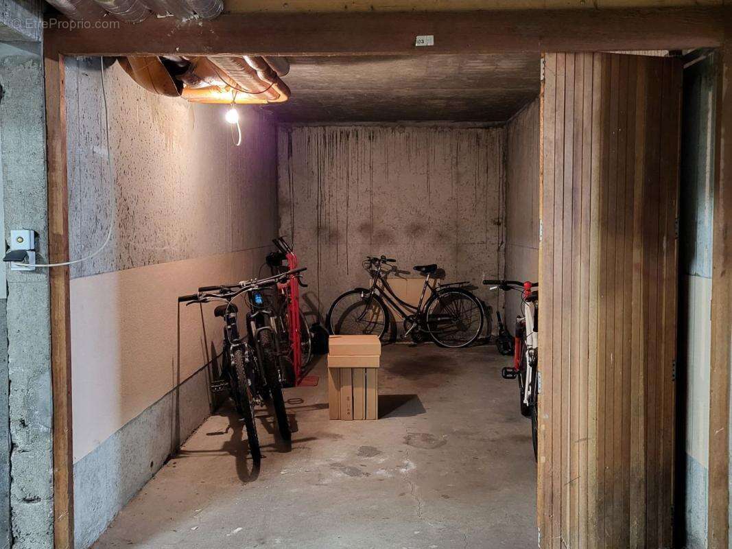 Parking à CHOLET
