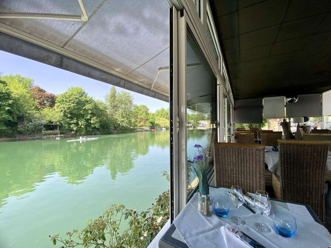 Autre à LE PERREUX-SUR-MARNE